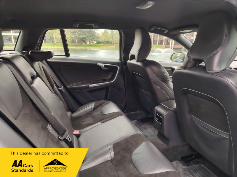 Used Volvo V60 2015 for sale - 78140880: Photo 25