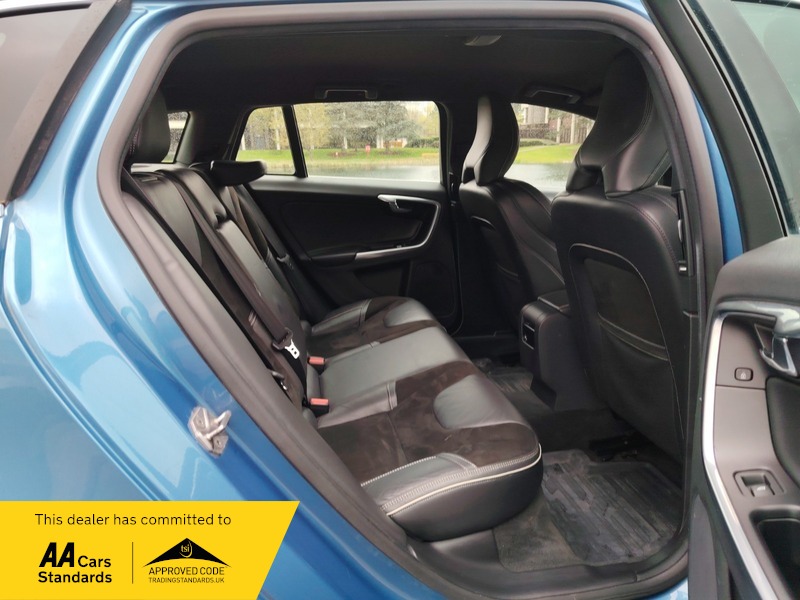 Used Volvo V60 2015 for sale - 78140880: Photo 26