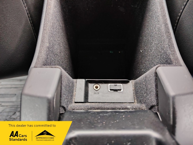 Used Volvo V60 2015 for sale - 78140880: Photo 33