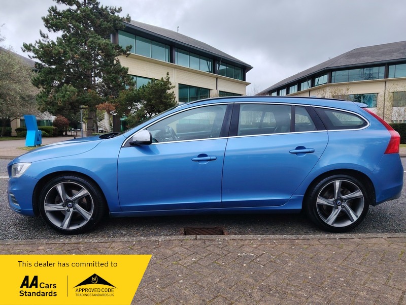 Used Volvo V60 2015 for sale - 78140880: Photo 4