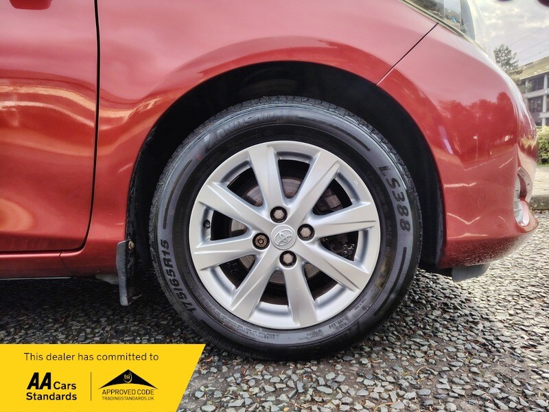 Used Toyota Yaris 2011 for sale - 77802392: Photo 17