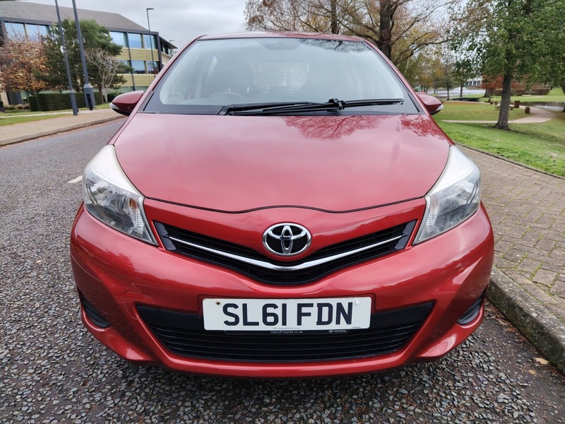 Used Toyota Yaris 2011 for sale - 77802392: Photo 2