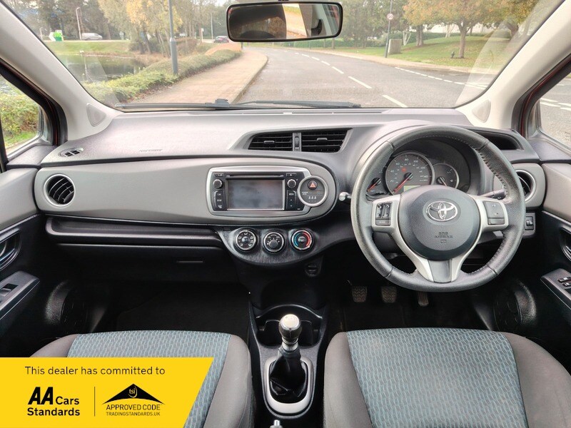 Used Toyota Yaris 2011 for sale - 77802392: Photo 28