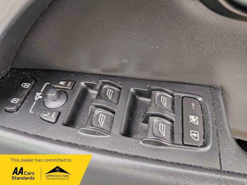 Used Volvo V70 2007 for sale - 77802387: Photo 22