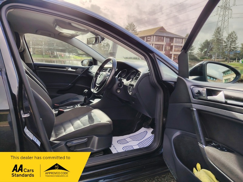 Used Volkswagen Golf 2015 for sale - 77802385: Photo 23