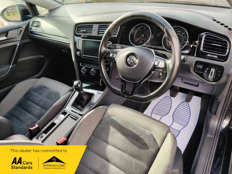 Used Volkswagen Golf 2015 for sale - 77802385: Photo 25