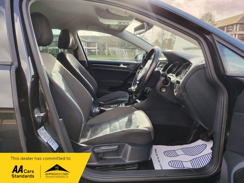 Used Volkswagen Golf 2015 for sale - 77802385: Photo 26