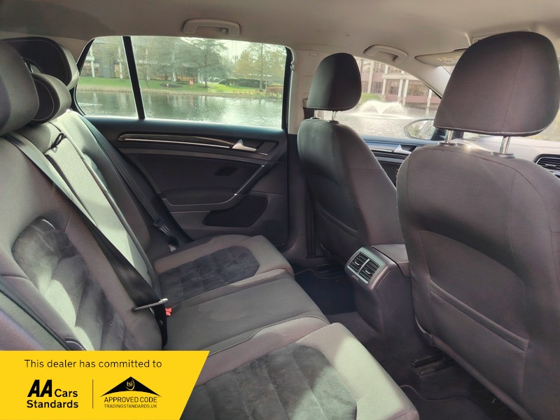 Used Volkswagen Golf 2015 for sale - 77802385: Photo 27