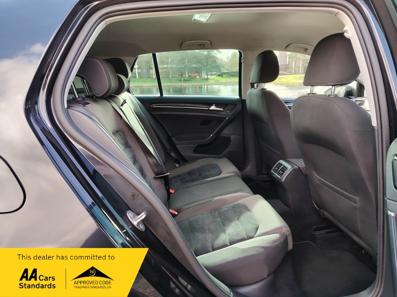 Used Volkswagen Golf 2015 for sale - 77802385: Photo 28