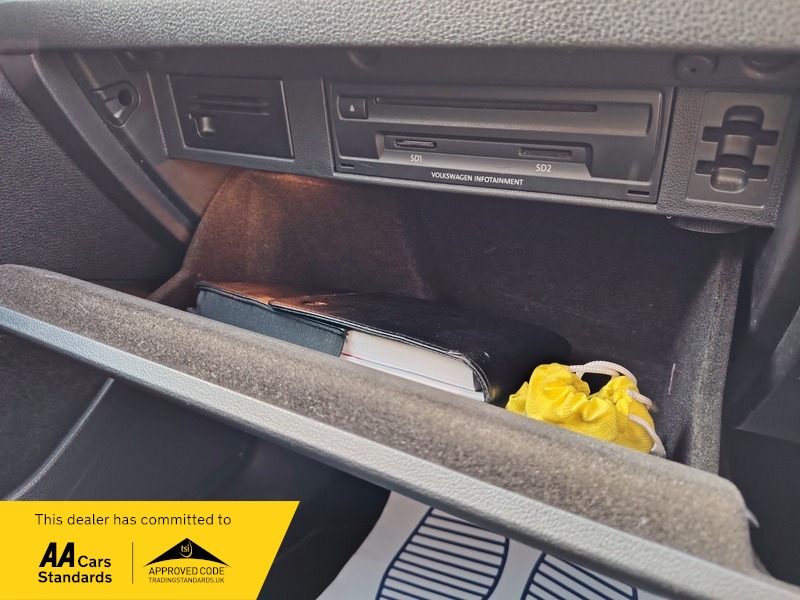 Used Volkswagen Golf 2015 for sale - 77802385: Photo 40