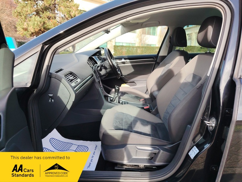 Used Volkswagen Golf 2015 for sale - 77802385: Photo 42