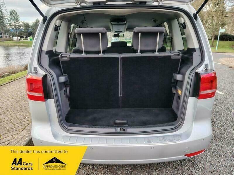 Used Volkswagen Touran 2011 for sale - 78145654: Photo 11