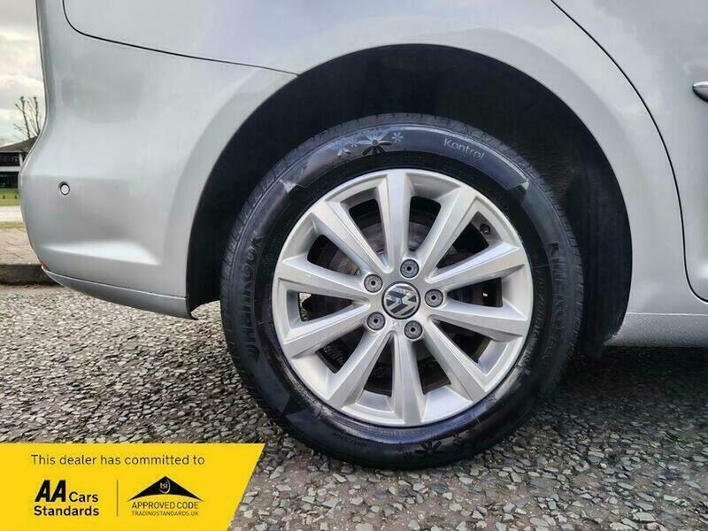 Used Volkswagen Touran 2011 for sale - 78145654: Photo 21