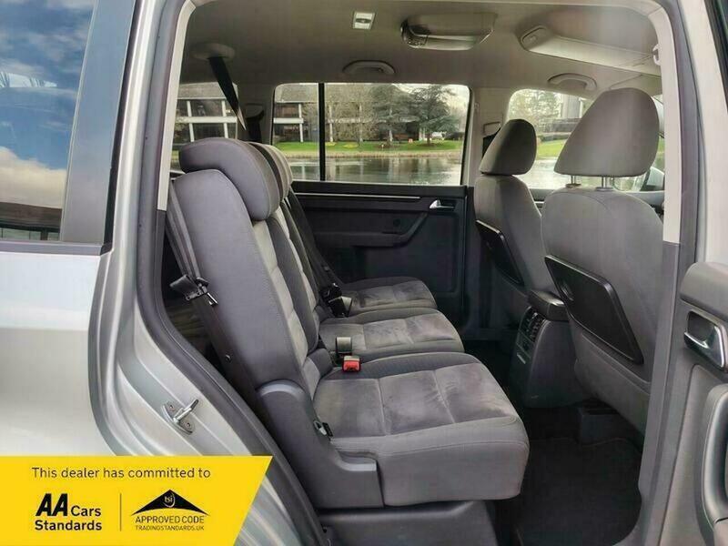 Used Volkswagen Touran 2011 for sale - 78145654: Photo 28