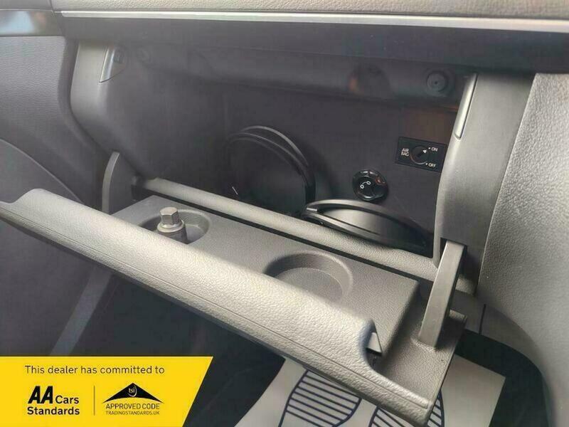 Used Volkswagen Touran 2011 for sale - 78145654: Photo 36