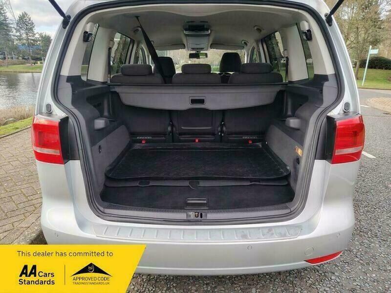 Used Volkswagen Touran 2011 for sale - 78145654: Photo 8