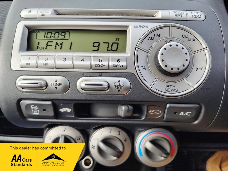 Used Honda Jazz 2008 for sale - 77897735: Photo 31