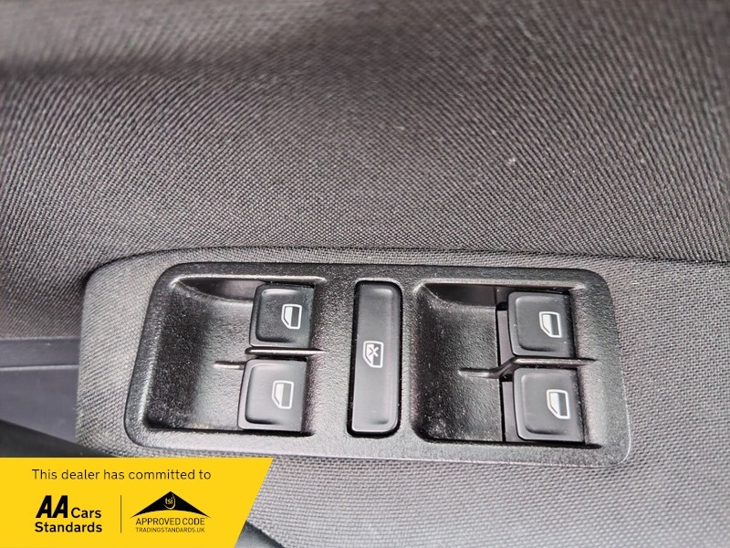 Used Volkswagen Polo 2014 for sale - 77897738: Photo 23