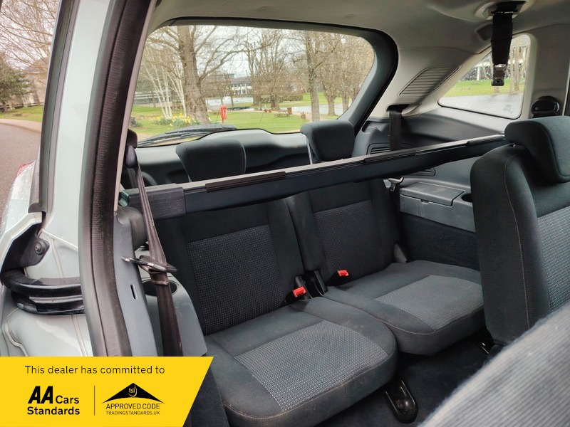 Used Ford Grand C-Max 2011 for sale - 77897737: Photo 31