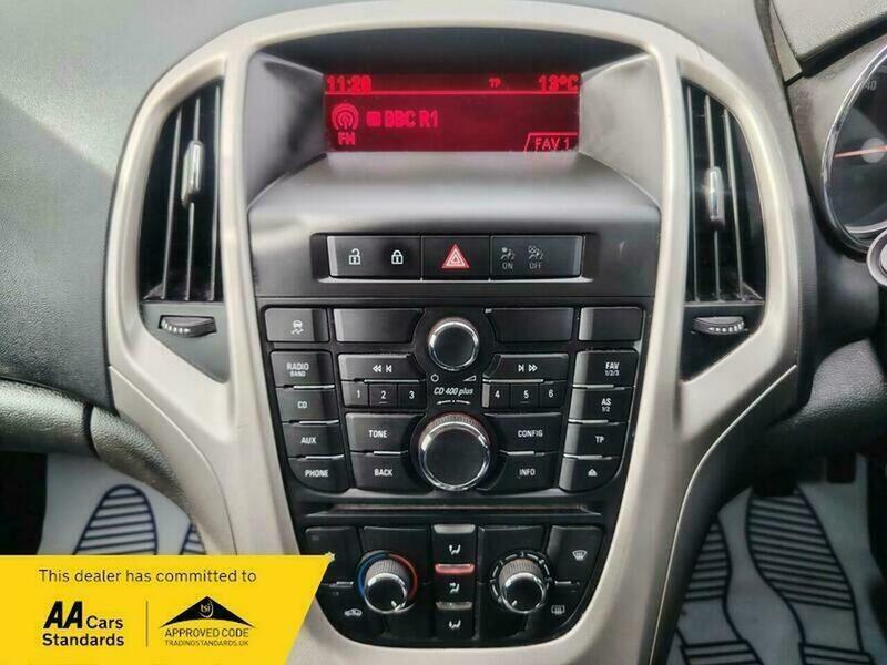 Used Vauxhall Astra 2014 for sale - 78201401: Photo 30
