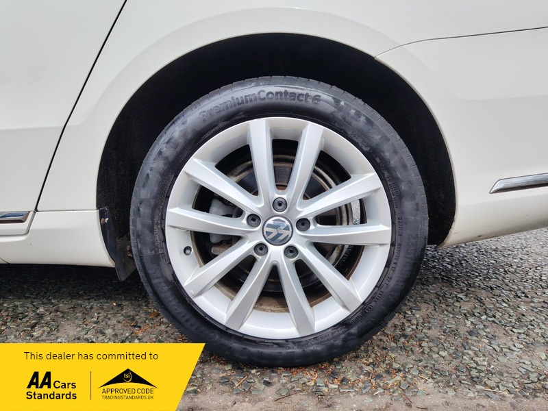 Used Volkswagen Passat 2014 for sale - 77880703: Photo 20