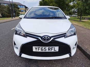 Used Toyota Yaris 2015 for sale - 78534407: Photo