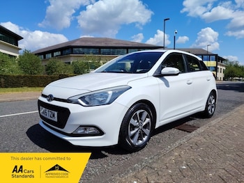 Used Hyundai i20 2015 for sale - 78514011: Photo