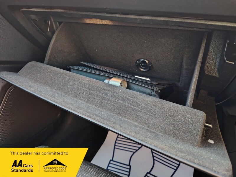 Used Audi Q3 2012 for sale - 77802398: Photo 33