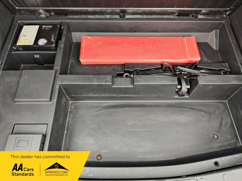 Used Mitsubishi Outlander 2015 for sale - 77802407: Photo 10