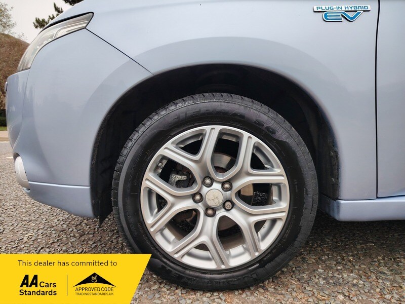 Used Mitsubishi Outlander 2015 for sale - 77802407: Photo 17