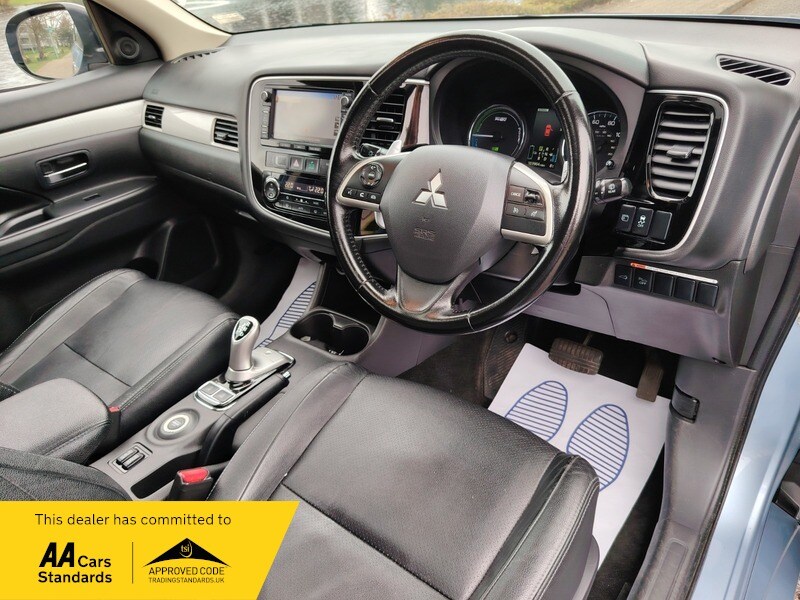 Used Mitsubishi Outlander 2015 for sale - 77802407: Photo 25