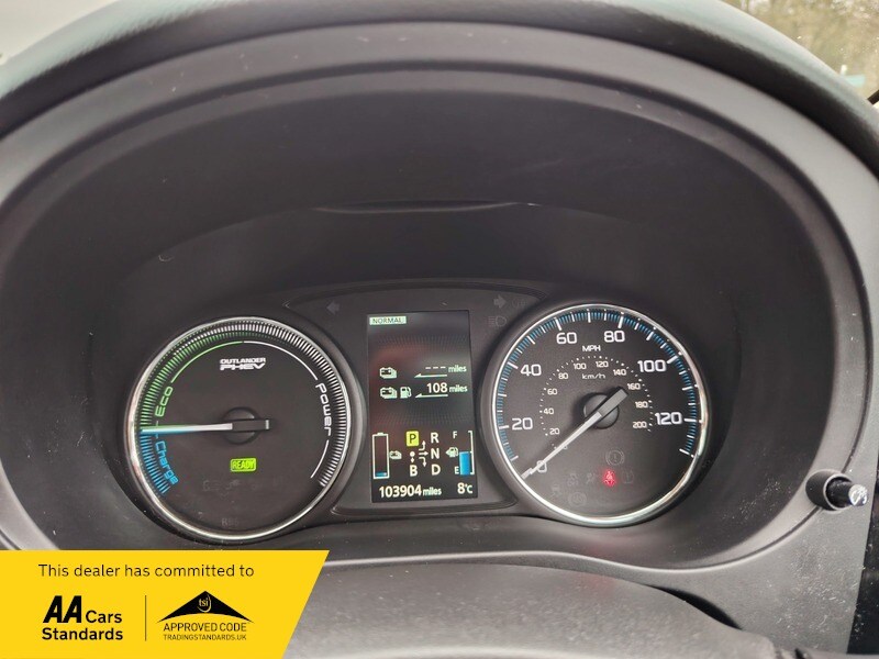 Used Mitsubishi Outlander 2015 for sale - 77802407: Photo 32