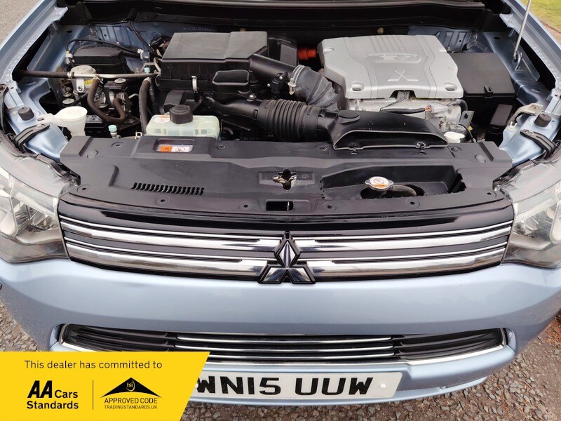 Used Mitsubishi Outlander 2015 for sale - 77802407: Photo 46