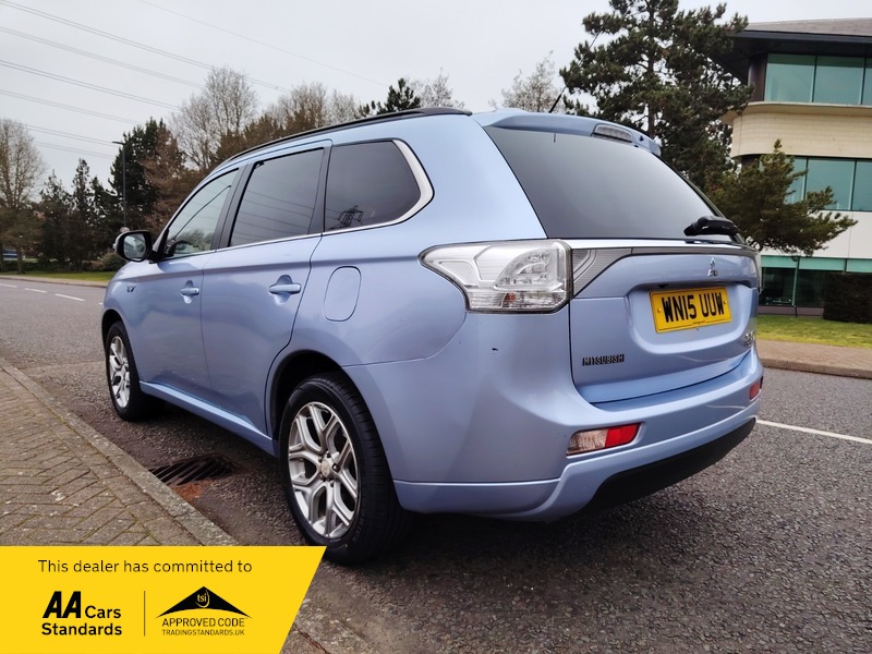 Used Mitsubishi Outlander 2015 for sale - 77802407: Photo 5