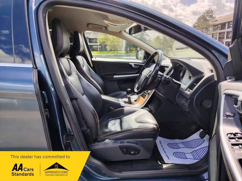 Used Volvo XC60 2009 for sale - 78140898: Photo 28