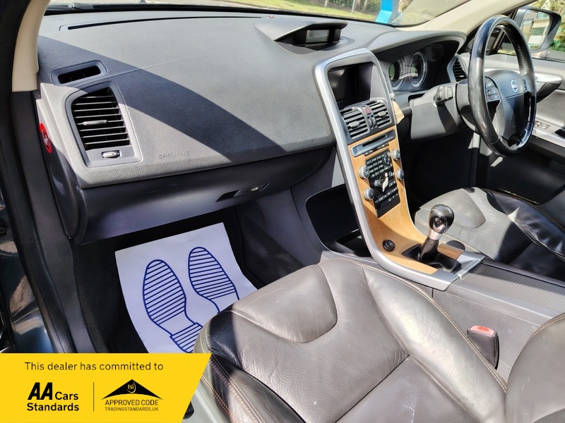 Used Volvo XC60 2009 for sale - 78140898: Photo 37