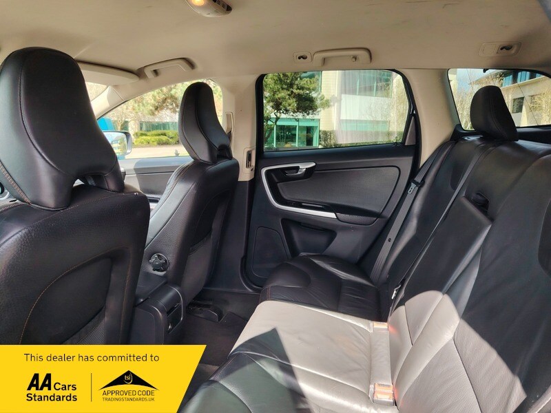 Used Volvo XC60 2009 for sale - 78140898: Photo 40