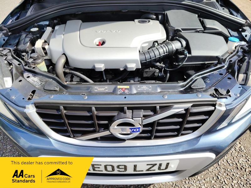 Used Volvo XC60 2009 for sale - 78140898: Photo 44