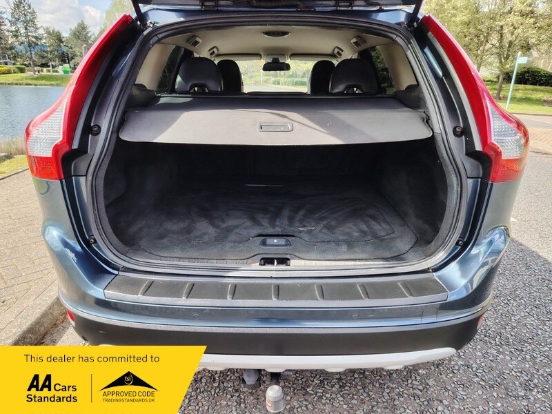 Used Volvo XC60 2009 for sale - 78140898: Photo 8