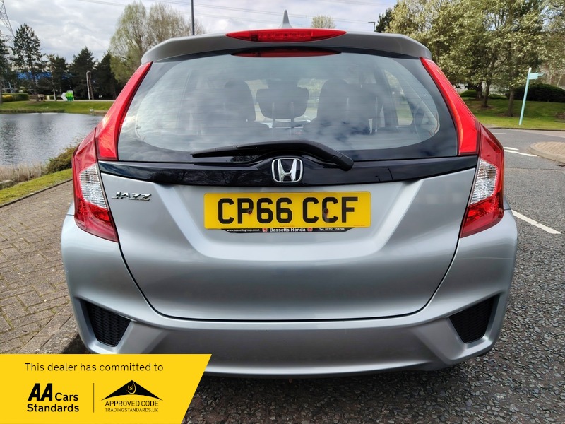 Used Honda Jazz 2016 for sale - 78083775: Photo 6