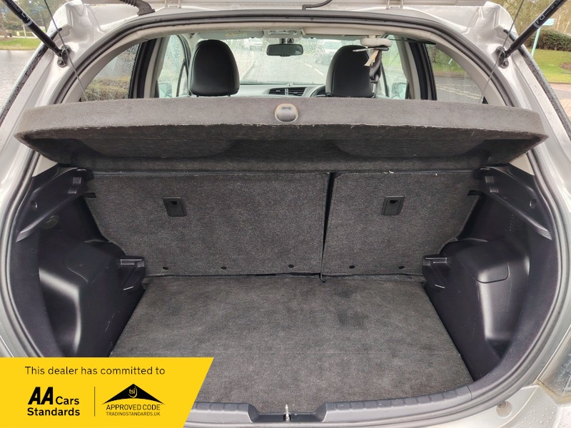 Used Toyota Yaris 2014 for sale - 77802428: Photo 10