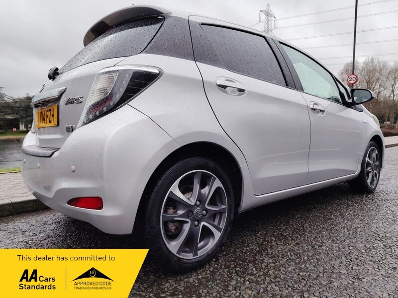 Used Toyota Yaris 2014 for sale - 77802428: Photo 21