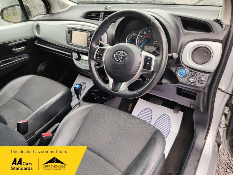 Used Toyota Yaris 2014 for sale - 77802428: Photo 23