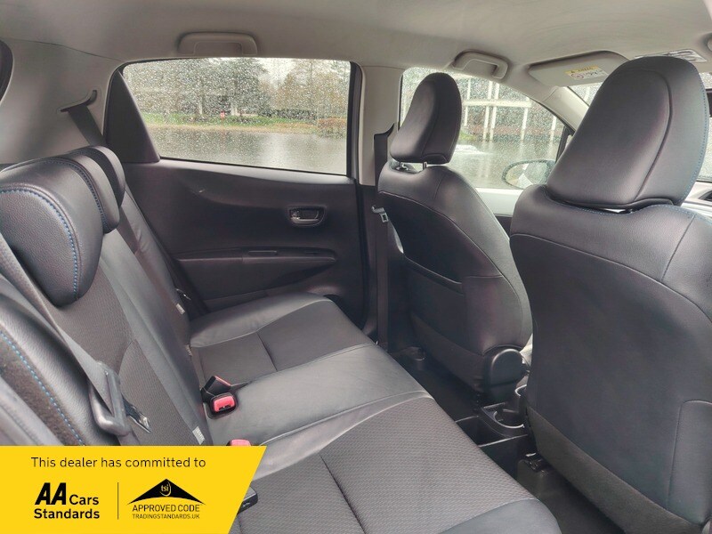 Used Toyota Yaris 2014 for sale - 77802428: Photo 25