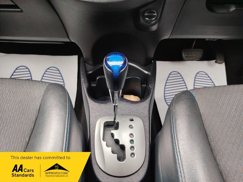 Used Toyota Yaris 2014 for sale - 77802428: Photo 35