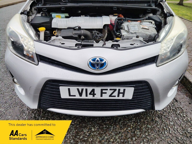 Used Toyota Yaris 2014 for sale - 77802428: Photo 42