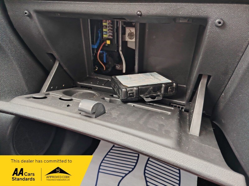 Used Vauxhall Corsa 2012 for sale - 78097608: Photo 32