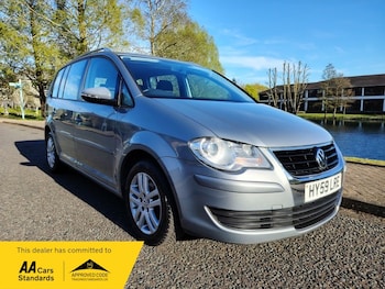 Used Volkswagen Touran 2009 for sale - 78154681: Photo
