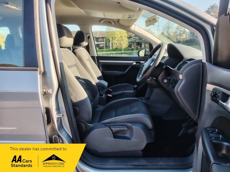 Used Volkswagen Touran 2009 for sale - 78154681: Photo 24