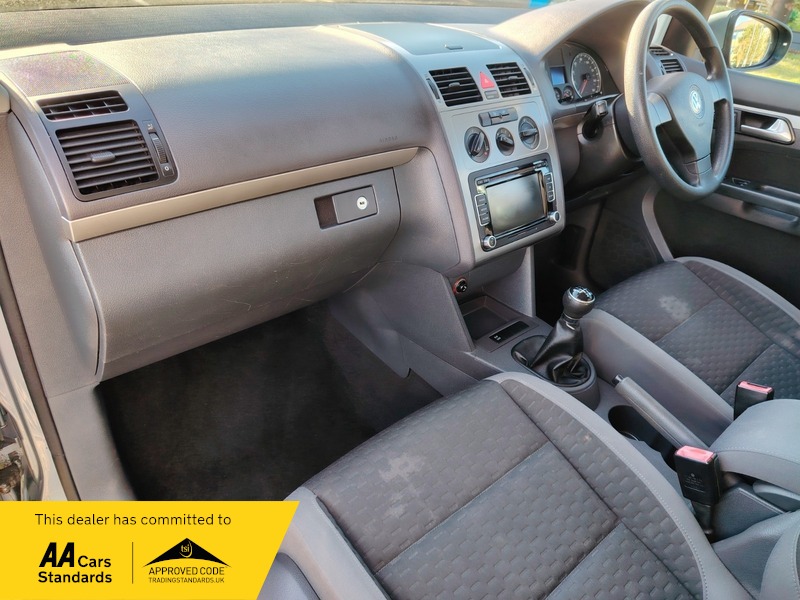 Used Volkswagen Touran 2009 for sale - 78154681: Photo 30